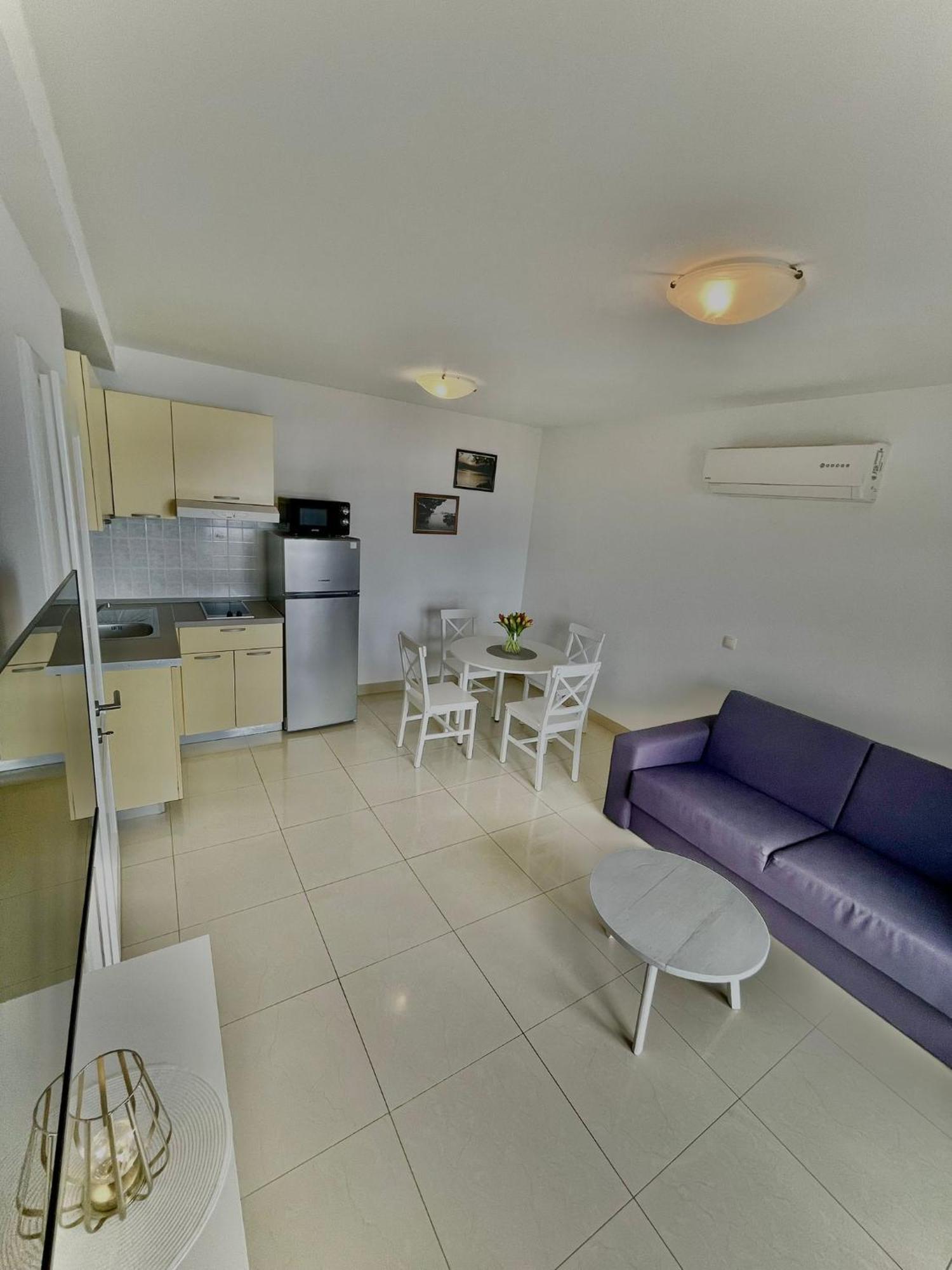 Apartments Katara Brela Exterior photo